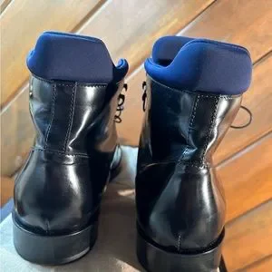 KENNETH COLE Italian made boots 12506-SIZE 10- gently used few times great shape Kenneth Cole mid zip Italian leather boot size 10.5 | Used  main image 4